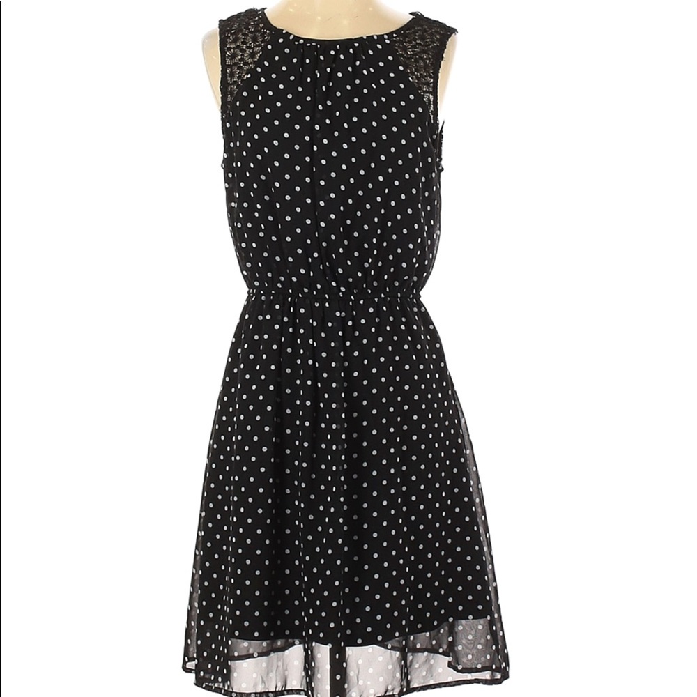 🔥2/$25🔥 Maurices polka dot a-line dress